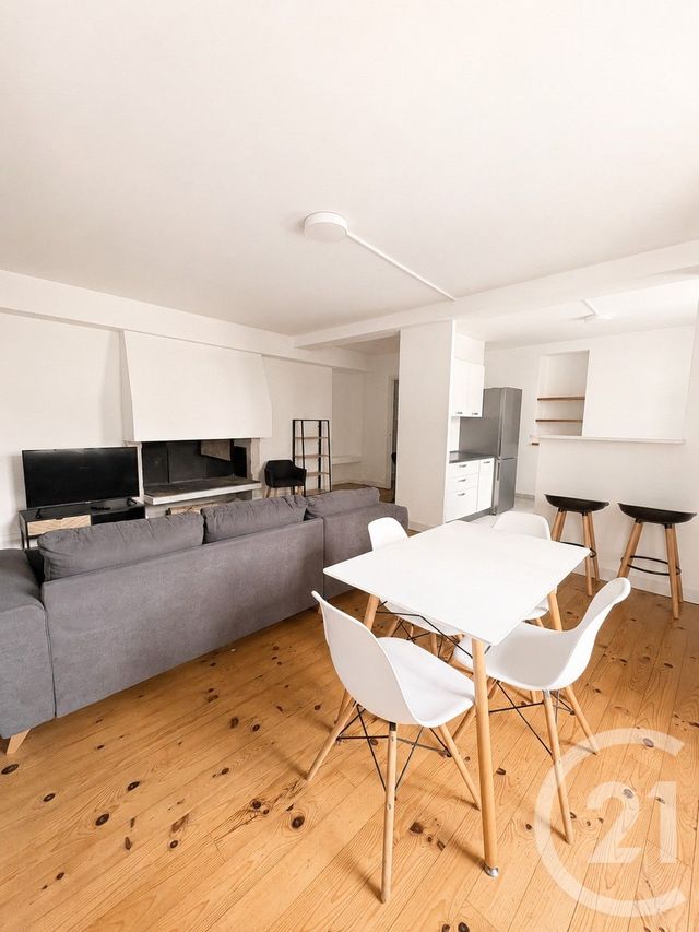 Appartement T3 à louer - 3 pièces - 79.59 m2 - PAU - 64 - AQUITAINE - Century 21 O.C.I. Immobilier
