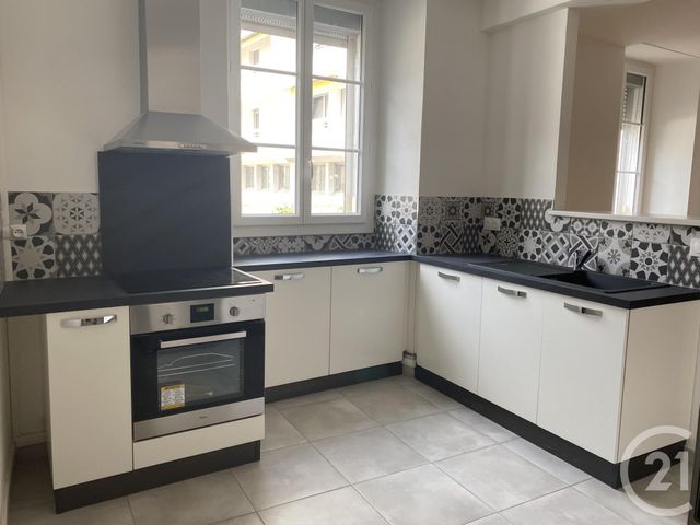Appartement T3 à louer - 3 pièces - 79.59 m2 - PAU - 64 - AQUITAINE - Century 21 O.C.I. Immobilier