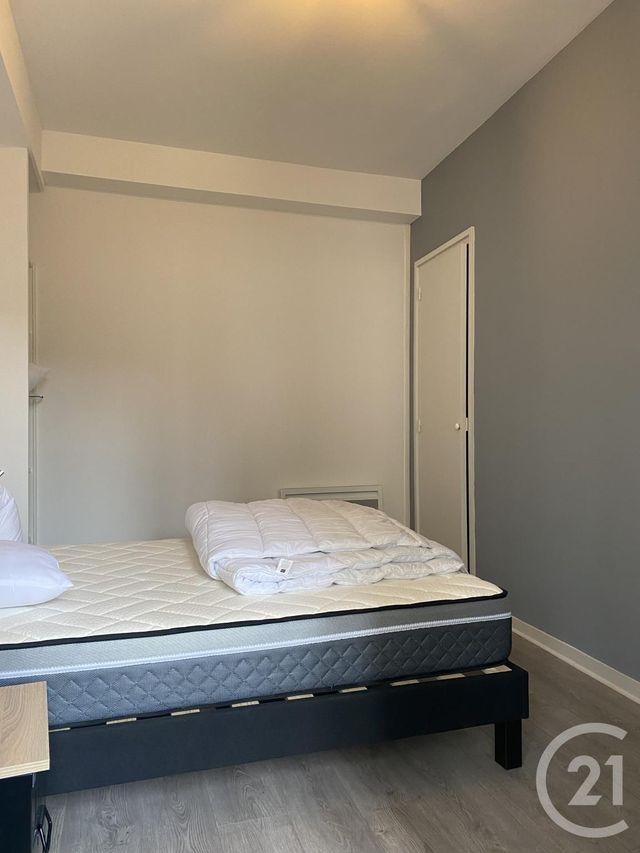 Appartement T3 à louer - 3 pièces - 79.59 m2 - PAU - 64 - AQUITAINE - Century 21 O.C.I. Immobilier