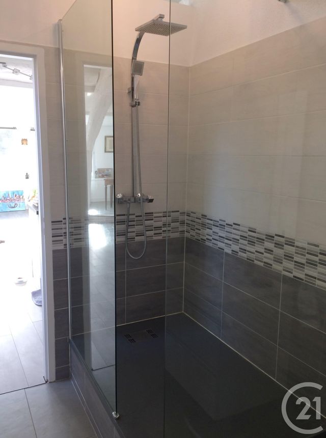 Appartement T2 à louer - 2 pièces - 69.57 m2 - PAU - 64 - AQUITAINE - Century 21 O.C.I. Immobilier