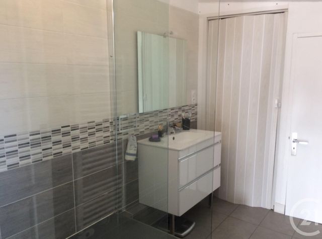 Appartement T2 à louer - 2 pièces - 69.57 m2 - PAU - 64 - AQUITAINE - Century 21 O.C.I. Immobilier