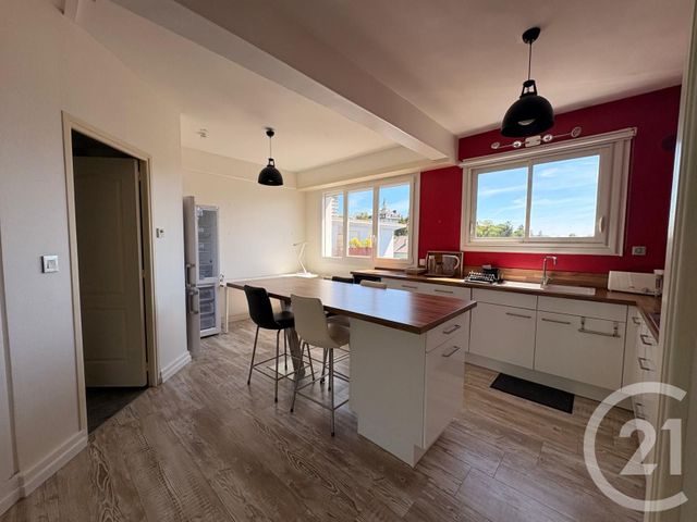 Appartement T2 à louer - 2 pièces - 56.76 m2 - PAU - 64 - AQUITAINE - Century 21 O.C.I. Immobilier