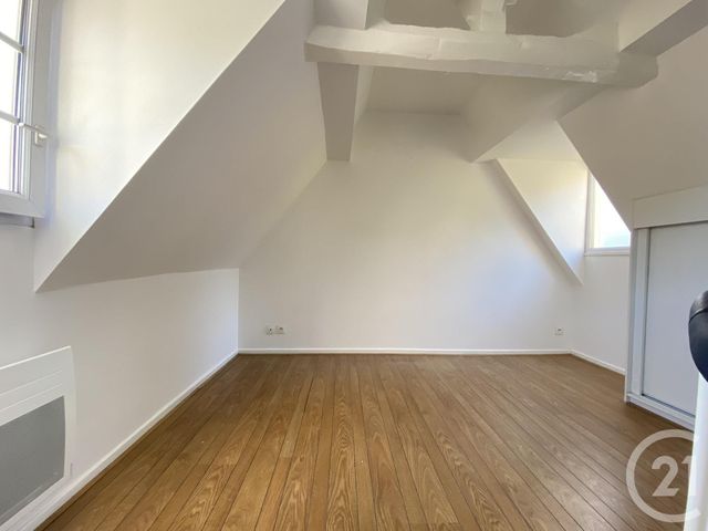 Appartement T2 à louer - 2 pièces - 26.13 m2 - LESCAR - 64 - AQUITAINE - Century 21 O.C.I. Immobilier