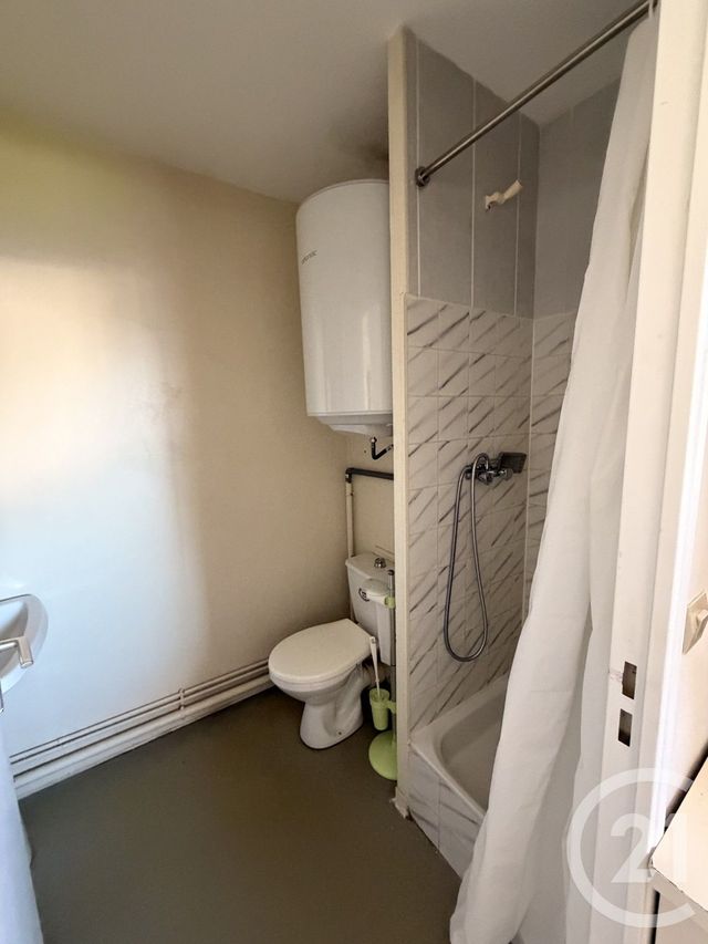 Appartement Studio à vendre - 1 pièce - 22.42 m2 - LONS - 64 - AQUITAINE - Century 21 O.C.I. Immobilier