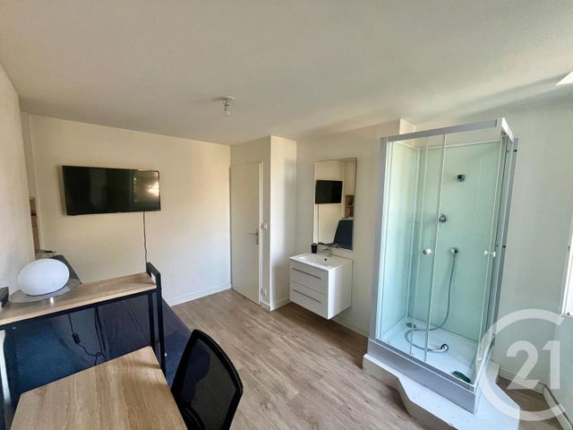 Appartement à vendre - 6 pièces - 105.0 m2 - PAU - 64 - AQUITAINE - Century 21 O.C.I. Immobilier