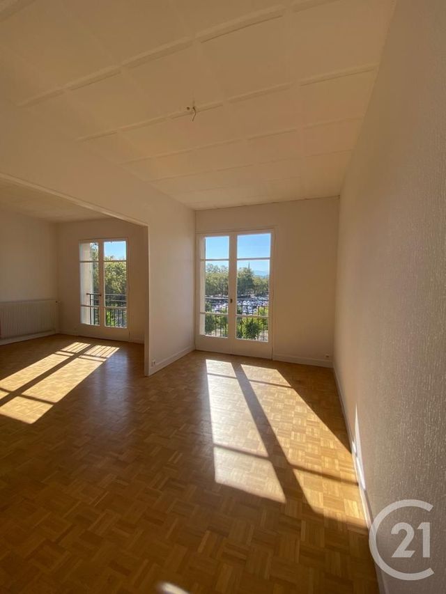 Appartement T4 à louer - 4 pièces - 84.95 m2 - PAU - 64 - AQUITAINE - Century 21 O.C.I. Immobilier