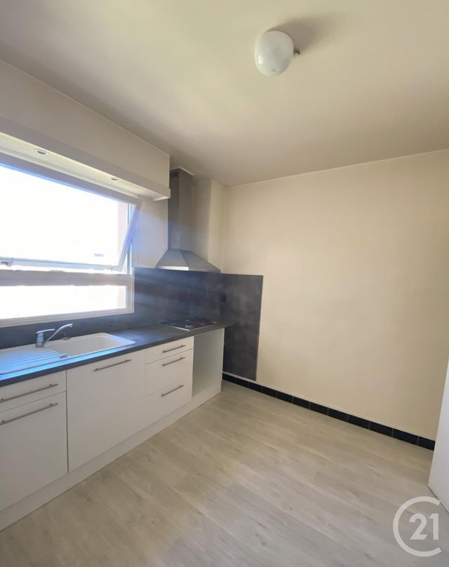Appartement T4 à louer - 4 pièces - 84.95 m2 - PAU - 64 - AQUITAINE - Century 21 O.C.I. Immobilier