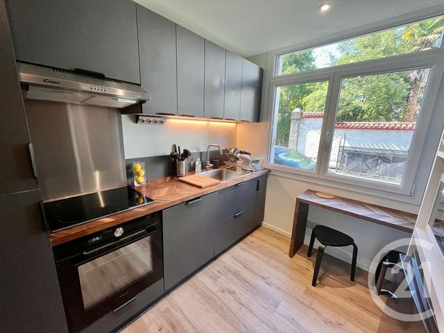 Appartement T4 à vendre - 4 pièces - 70.64 m2 - PAU - 64 - AQUITAINE - Century 21 O.C.I. Immobilier