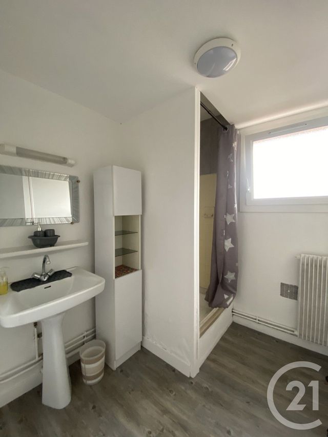 Appartement Studio à louer - 1 pièce - 28.12 m2 - PAU - 64 - AQUITAINE - Century 21 O.C.I. Immobilier