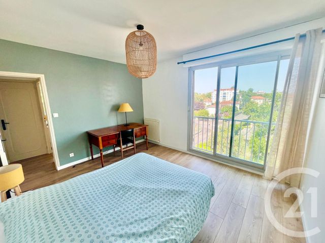 Appartement F3 à louer - 3 pièces - 70.15 m2 - PAU - 64 - AQUITAINE - Century 21 O.C.I. Immobilier