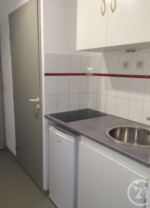 Appartement Studio à louer - 1 pièce - 20.29 m2 - PAU - 64 - AQUITAINE - Century 21 O.C.I. Immobilier