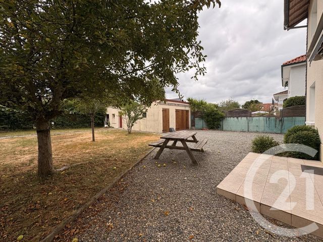 maison à louer - 5 pièces - 115.0 m2 - PAU - 64 - AQUITAINE - Century 21 O.C.I. Immobilier
