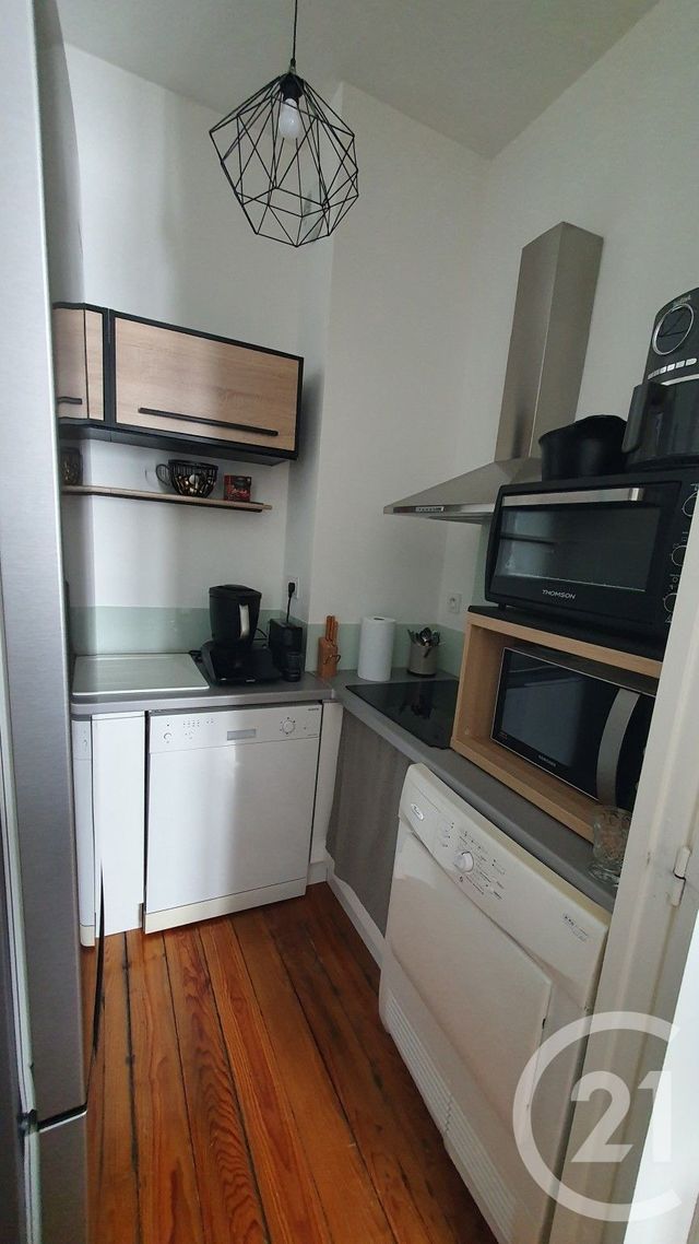 Appartement T3 à louer - 3 pièces - 64.24 m2 - PAU - 64 - AQUITAINE - Century 21 O.C.I. Immobilier