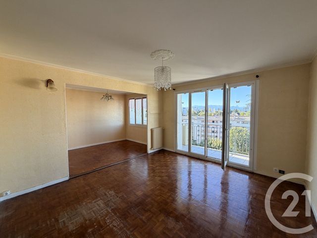 Appartement F3 bis à vendre - 3 pièces - 67.0 m2 - PAU - 64 - AQUITAINE - Century 21 O.C.I. Immobilier