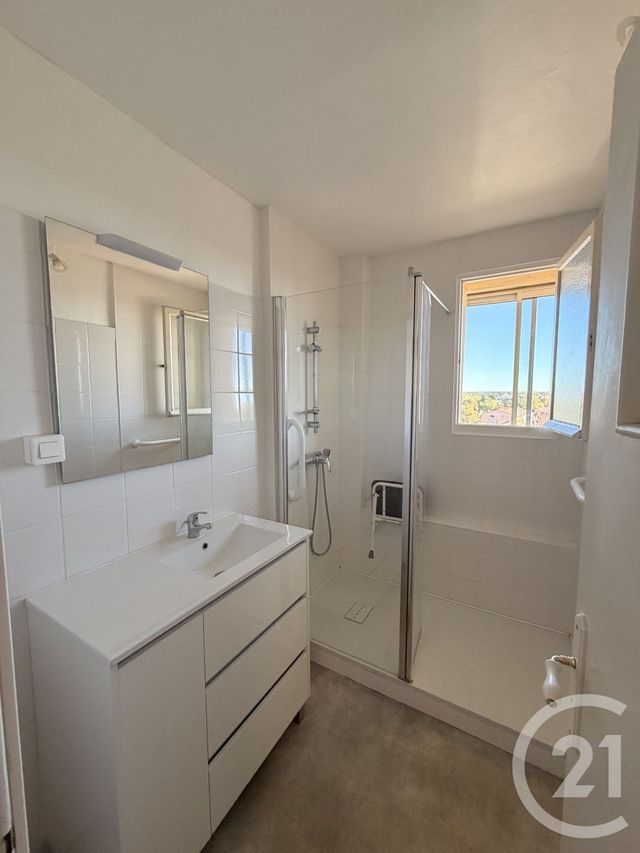 Appartement F3 bis à vendre - 3 pièces - 67.0 m2 - PAU - 64 - AQUITAINE - Century 21 O.C.I. Immobilier