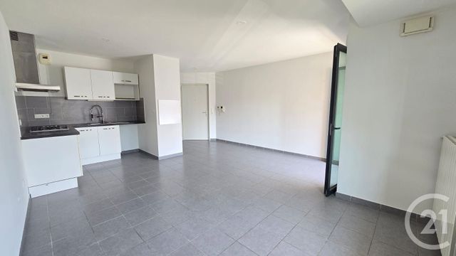 Appartement T3 à vendre - 3 pièces - 68.14 m2 - PAU - 64 - AQUITAINE - Century 21 O.C.I. Immobilier