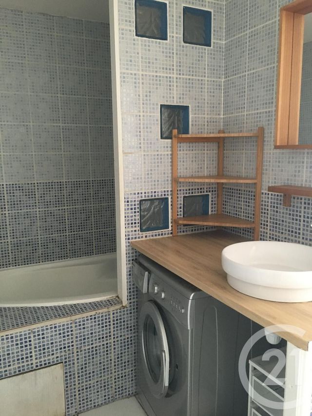 Appartement T3 à louer - 3 pièces - 61.84 m2 - PAU - 64 - AQUITAINE - Century 21 O.C.I. Immobilier