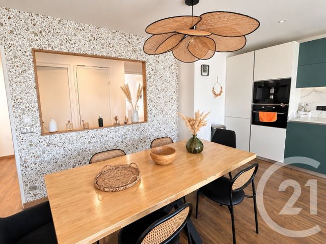 Appartement F4 à vendre - 4 pièces - 80.0 m2 - PAU - 64 - AQUITAINE - Century 21 O.C.I. Immobilier