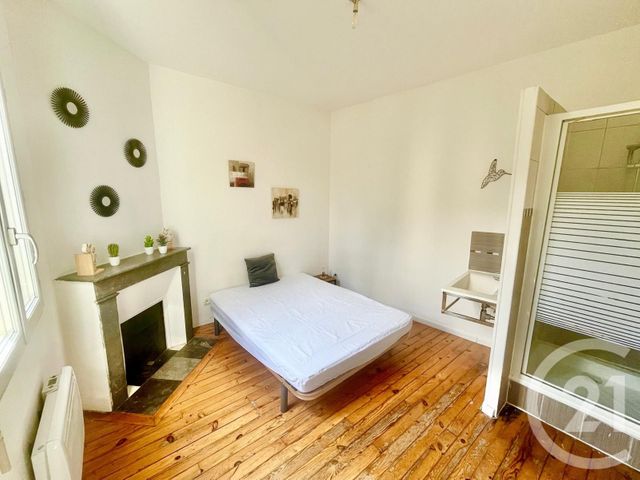 Appartement à vendre - 2 pièces - 26.58 m2 - PAU - 64 - AQUITAINE - Century 21 O.C.I. Immobilier