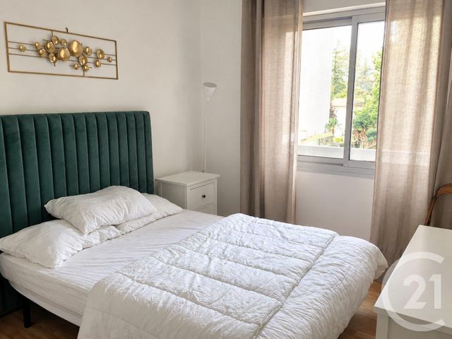 Appartement F3 à louer - 3 pièces - 65.52 m2 - BILLERE - 64 - AQUITAINE - Century 21 O.C.I. Immobilier