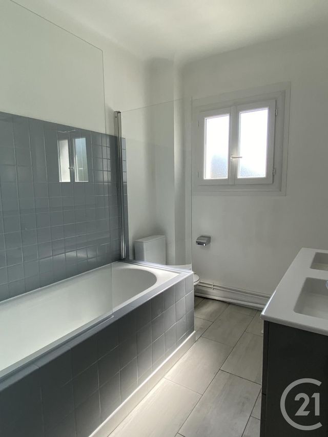 Appartement T4 à louer - 4 pièces - 103.26 m2 - PAU - 64 - AQUITAINE - Century 21 O.C.I. Immobilier