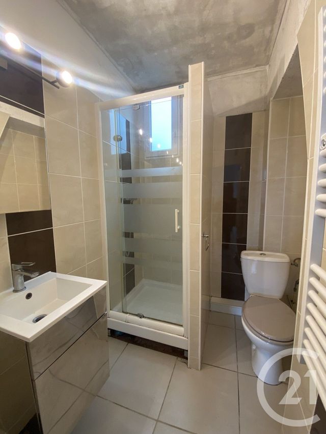 Appartement T2 à louer - 2 pièces - 36.0 m2 - PAU - 64 - AQUITAINE - Century 21 O.C.I. Immobilier